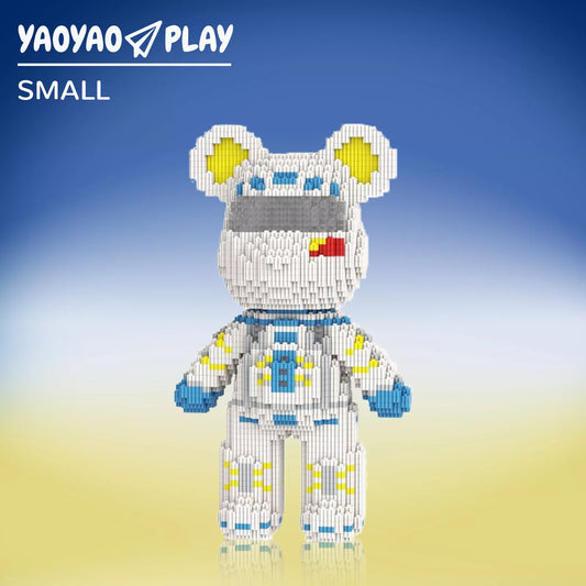 YaoYaoPlay Male Astronaut Medium Bear Building Block Set