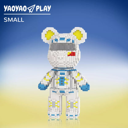 YaoYaoPlay Male Astronaut Medium Bear Building Block Set
